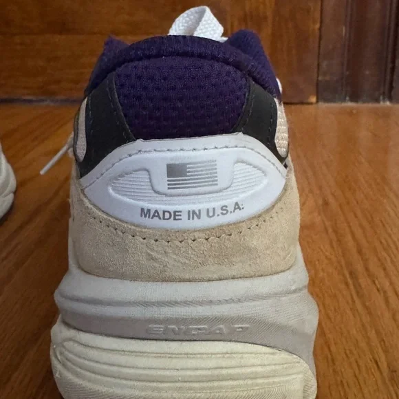 New Balance New Balance 990v6 Men’s 7.5 / Women’s 9 - Picture 5 of 5